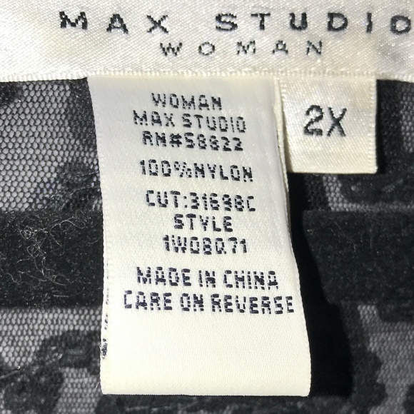 Max Studio - Sequinned Black Shear Top - Size 2X - Picture 7 of 8